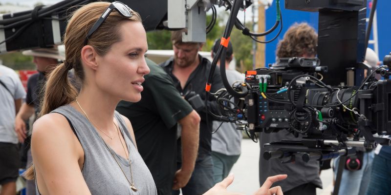 Angelina Jolie thành công với vai trò làm đạo diễn